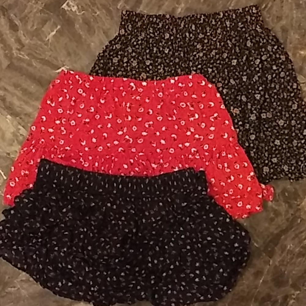 Bundle of 3..forever 21 skirts